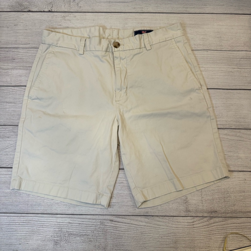 Vineyard Vines Men's Tan Flat Front Shorts